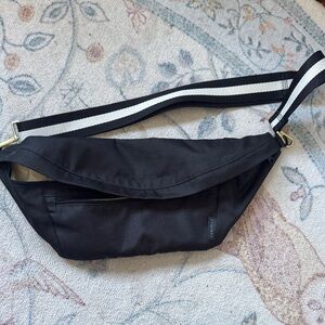Canvelle Classic Crossbody Bag/Fanny Pack